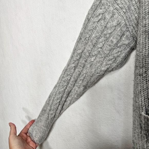 Abercrombie & Fitch Grey Button Front Ribbed Sweater Small - Picture 8 of 12